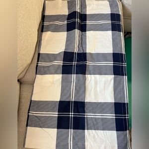 Two king-size decorative pillow covers New never use